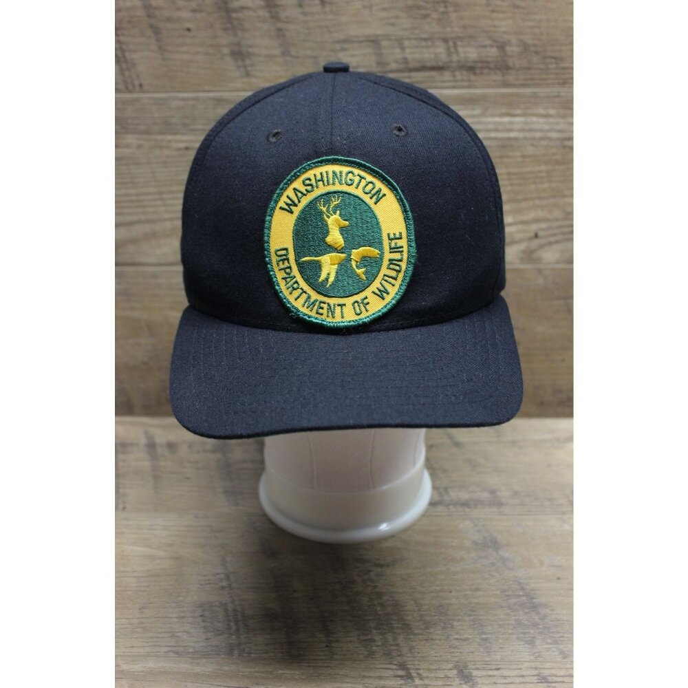 New Era Vintage Pro Model Snapback Hat Size Medium-Large Mesh Wildlife Cap